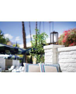 Hinkley 1007SI Republic 120V Outdoor Pier Mount Light 